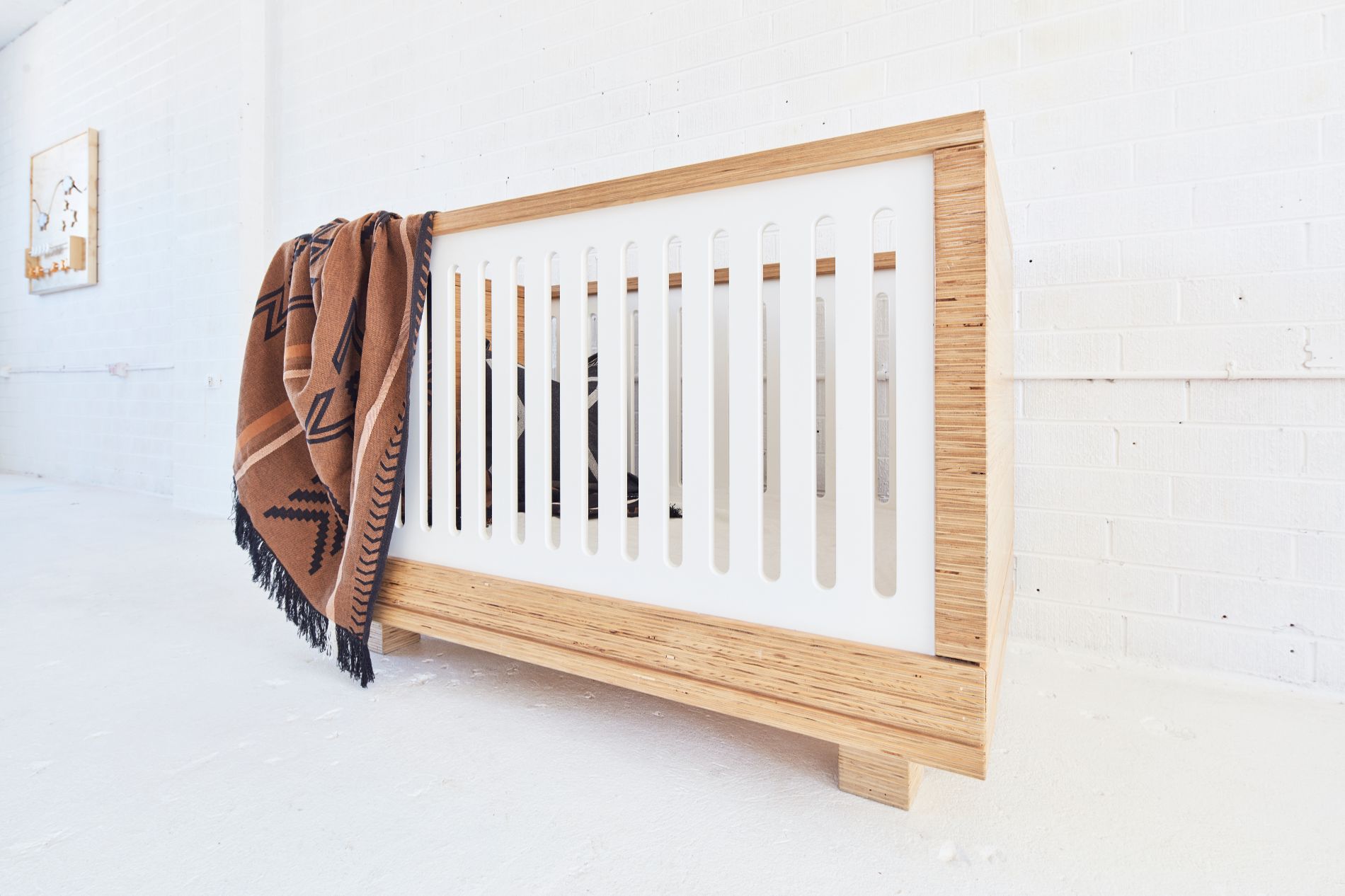 Cot-to-Kid Bed